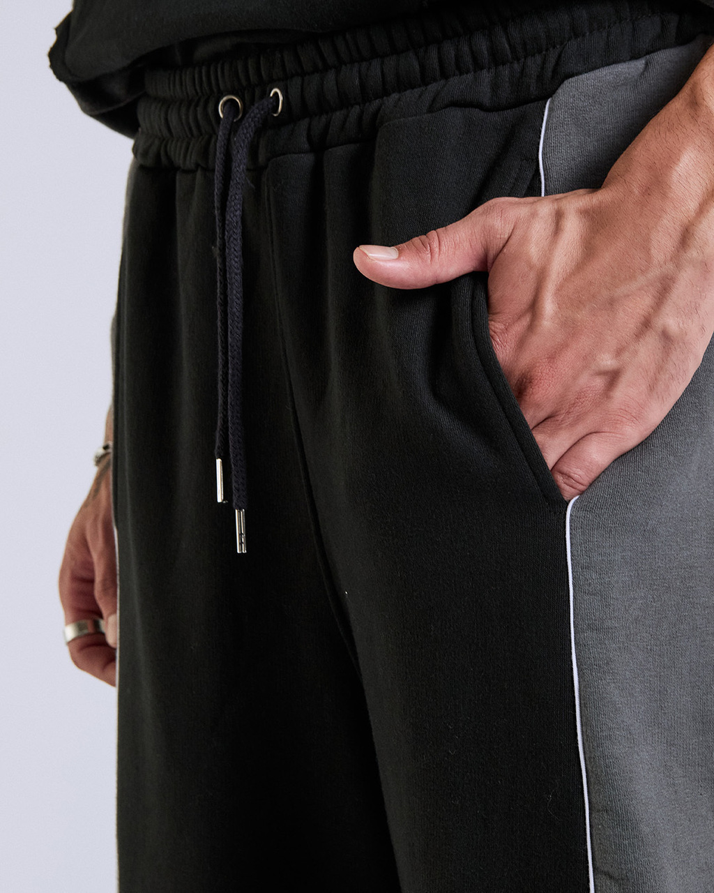 pant5-36972d238e42b1782917419175719555-1024-1024